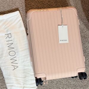 BRAND NEW RIMOWA pink cabin roller luggage